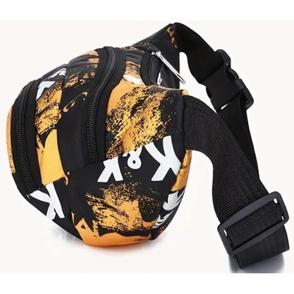 Red Running Waist Bag Large Capacity Crossbody Bag Fanny Pack Unisex - Picture 4 of 6